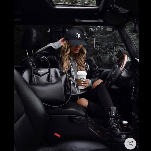 🖤🖤🖤🖤🖤🖤🖤 - Picture 2 of 8